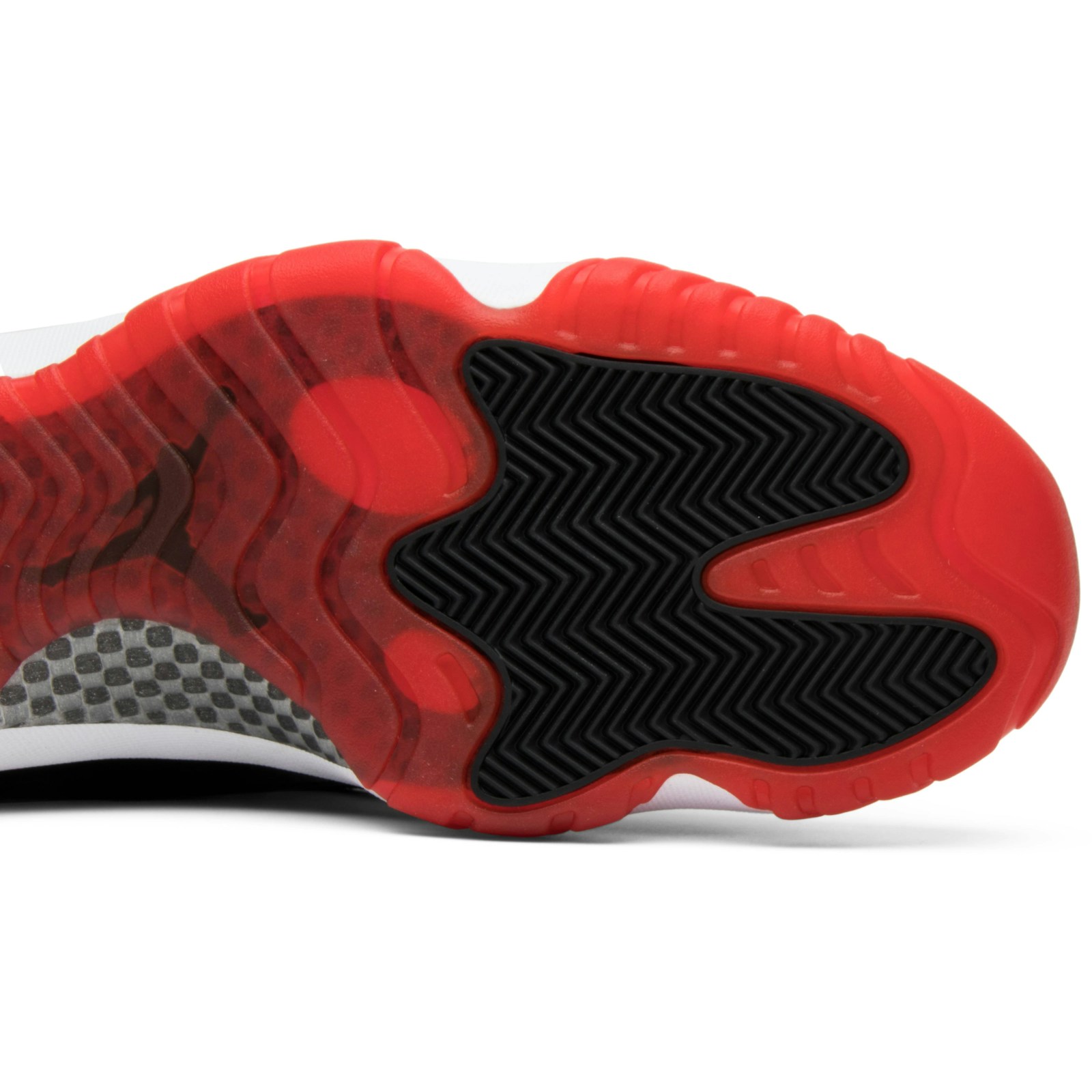 air_jordan_11_retro__bred_playoffs__2012_378037_01_4_41248.jpeg