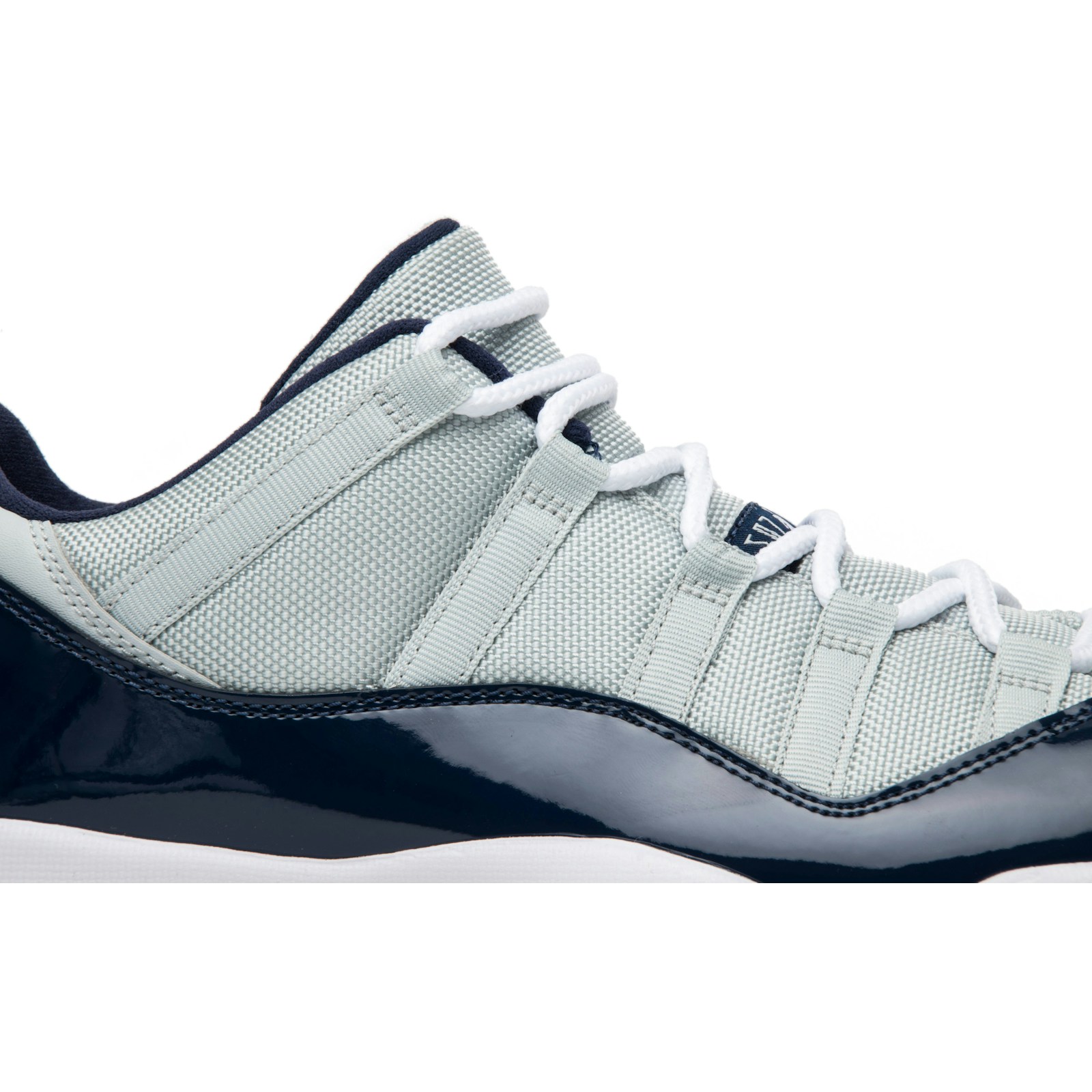 air_jordan_11_retro_low__georgetown__528895_007_1_63073.jpeg