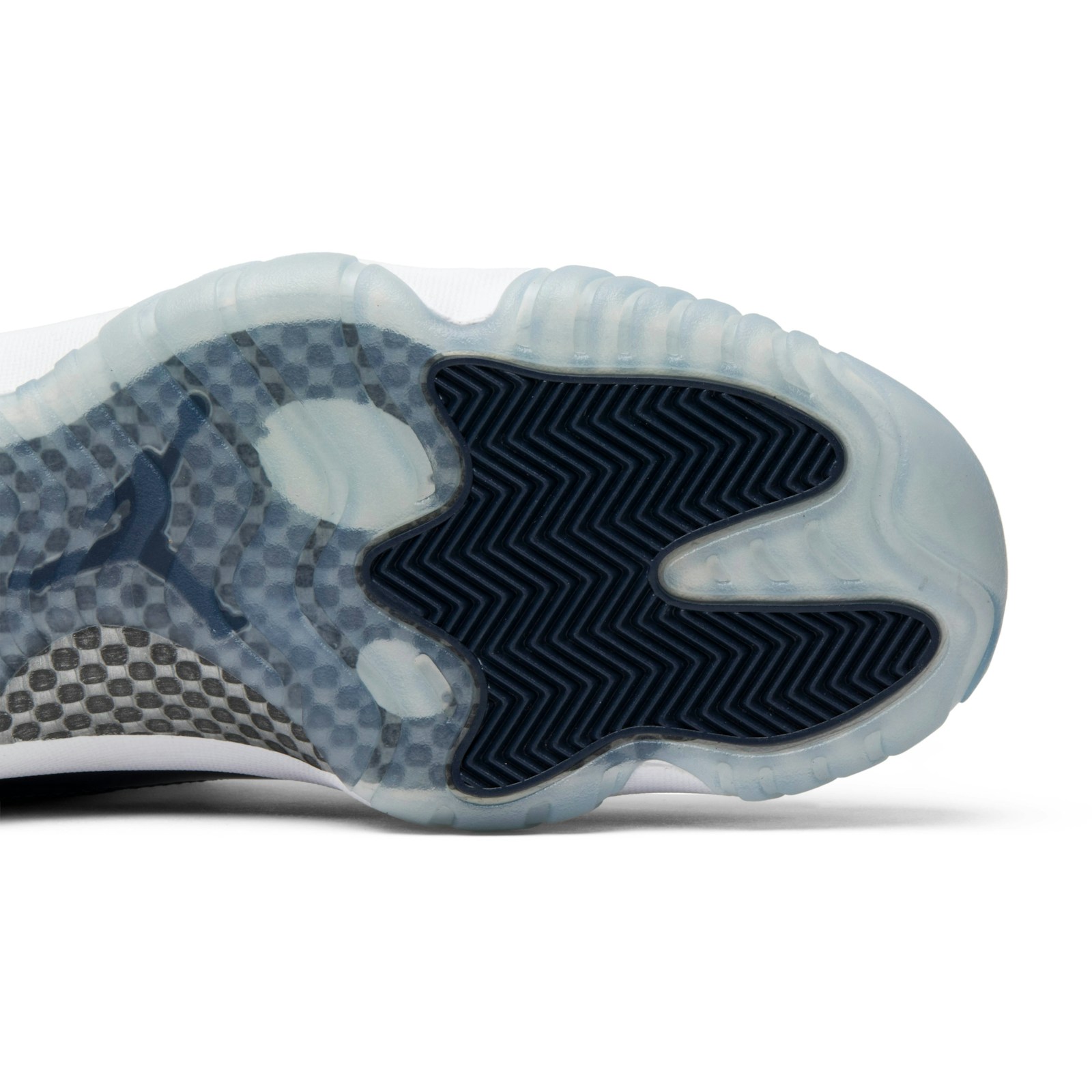 air_jordan_11_retro_low__georgetown__528895_007_4_63073.jpeg