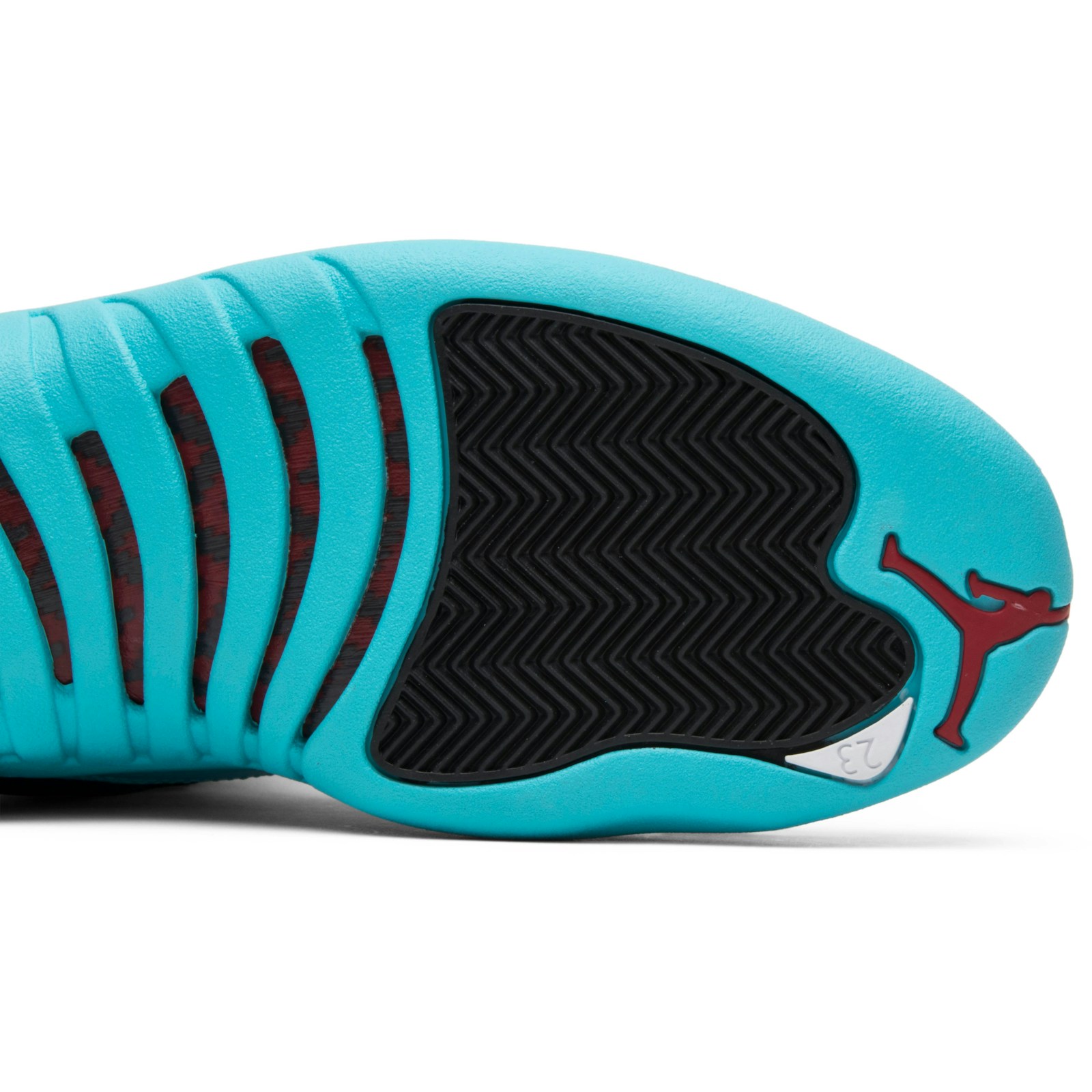air_jordan_12_retro__gamma_blue__130690_027_4_85097.jpeg