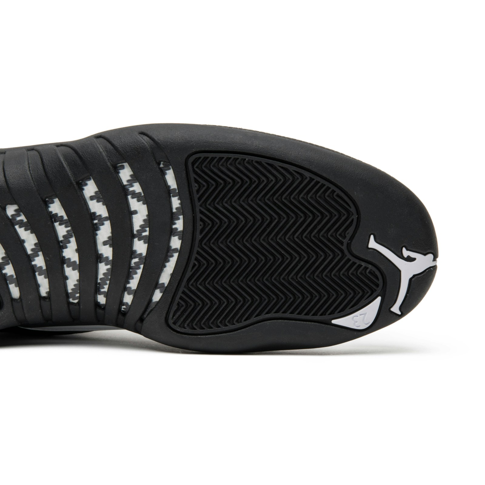 air_jordan_12_retro__the_master__130690_013_4_80548.jpeg