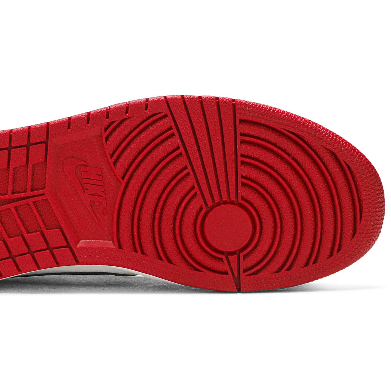 air_jordan_1_retro_low_og__chicago__705329_600_4_41817.jpeg