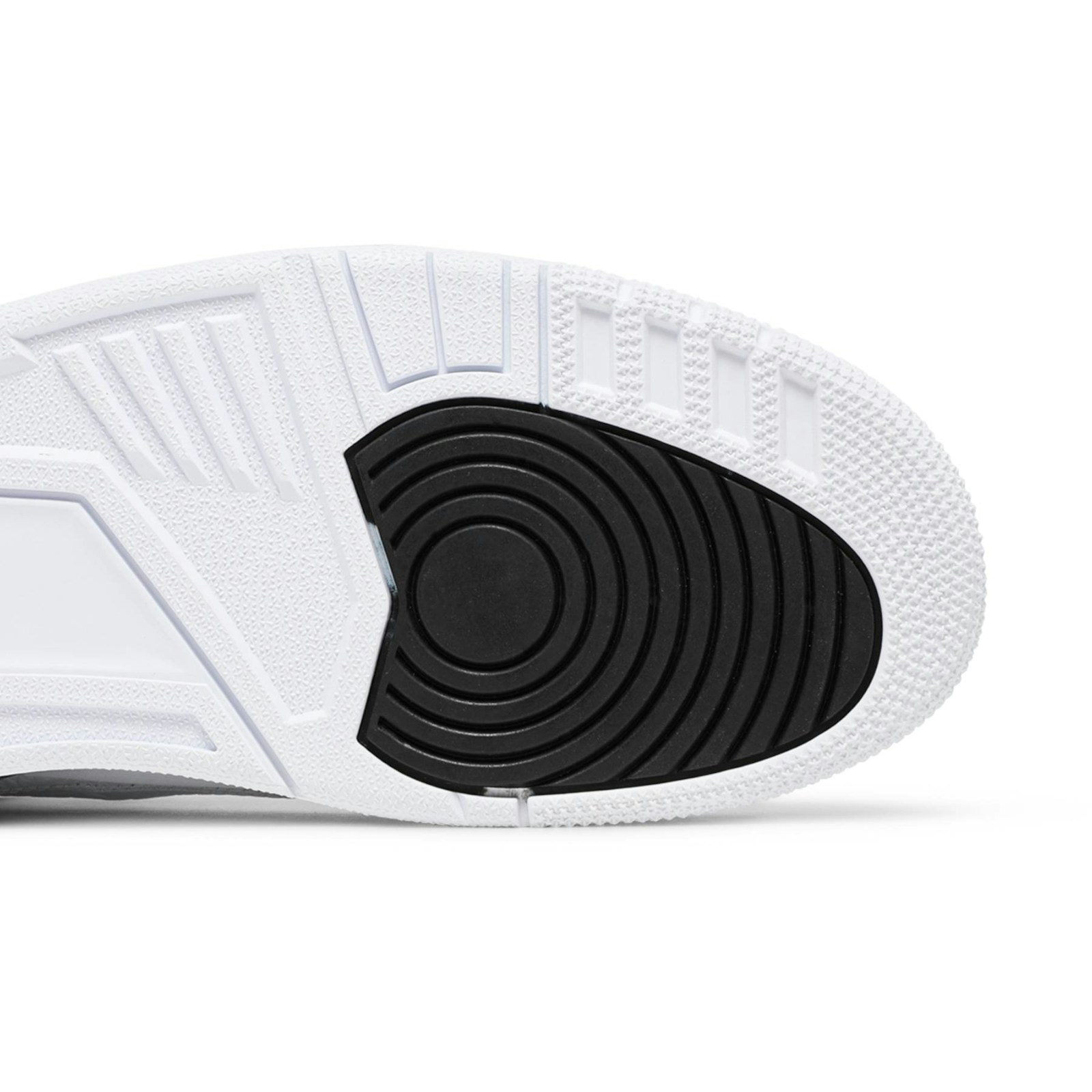 air_jordan_3_se_t__fire_red__japan_exclusive_cz643_4_60218.jpeg