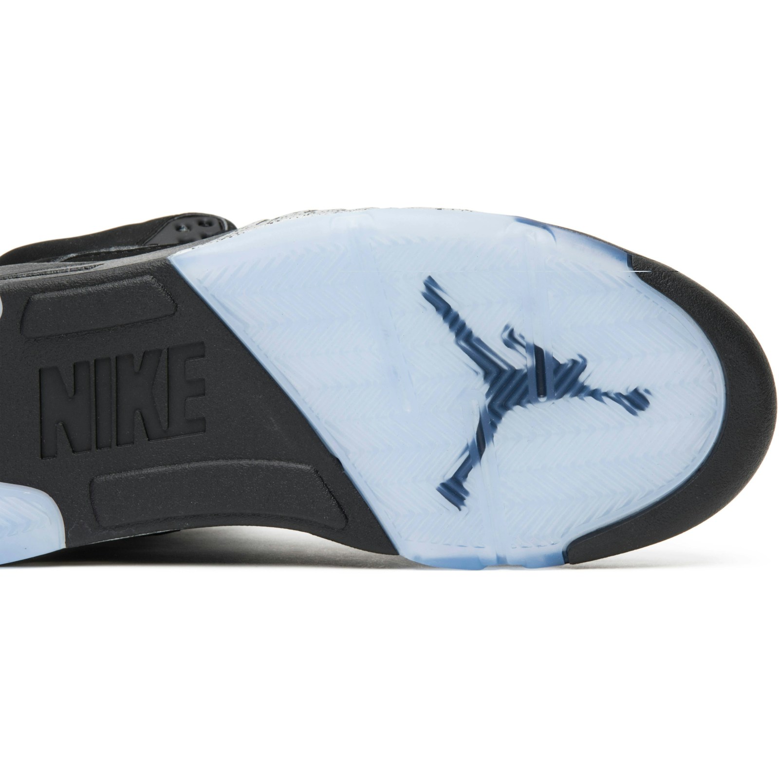 air_jordan_5_og__metallic__2016_845035_003_4_2989.jpeg
