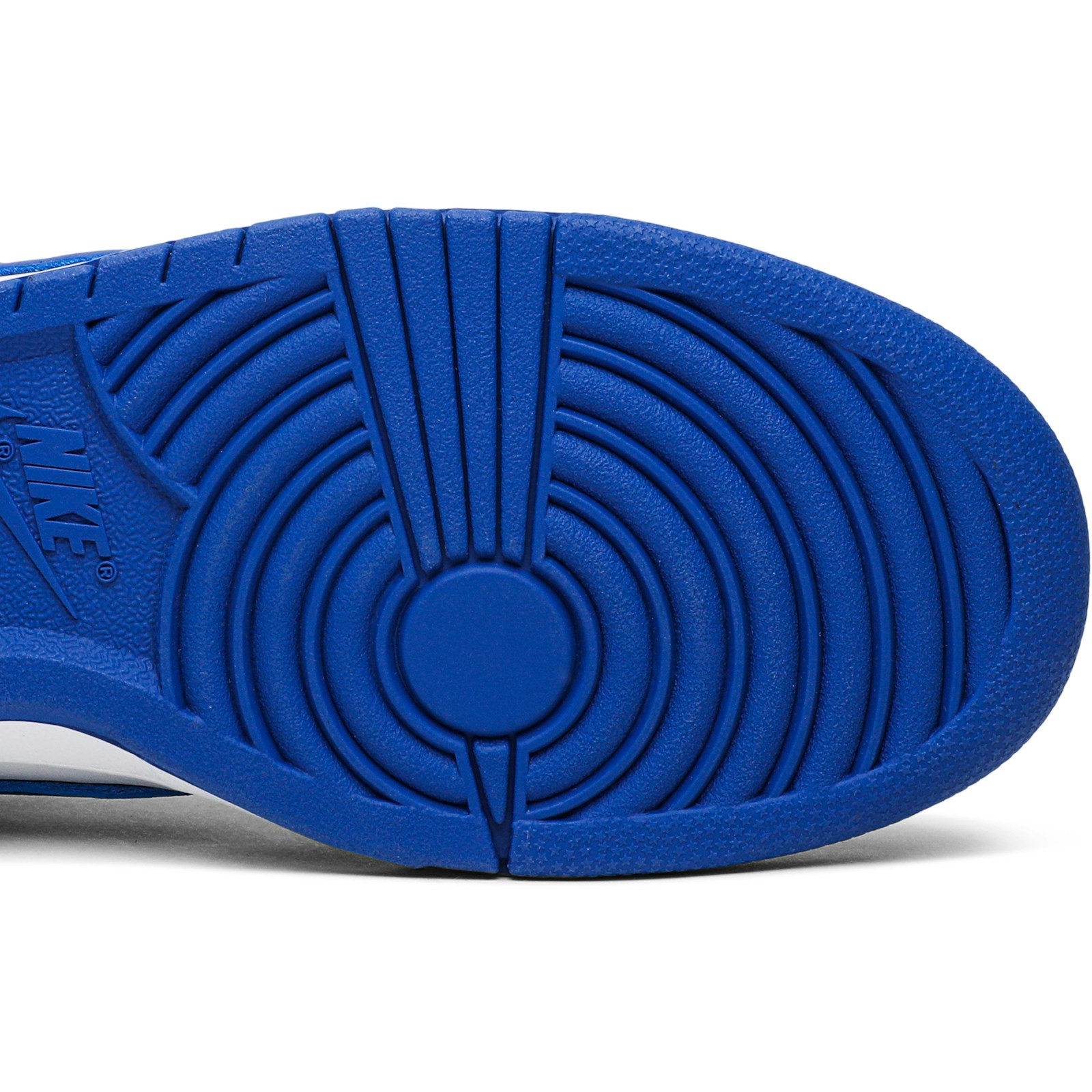 nike_dunk_low_retro_sp__kentucky___also_worn_by_ju_4_65060.jpeg