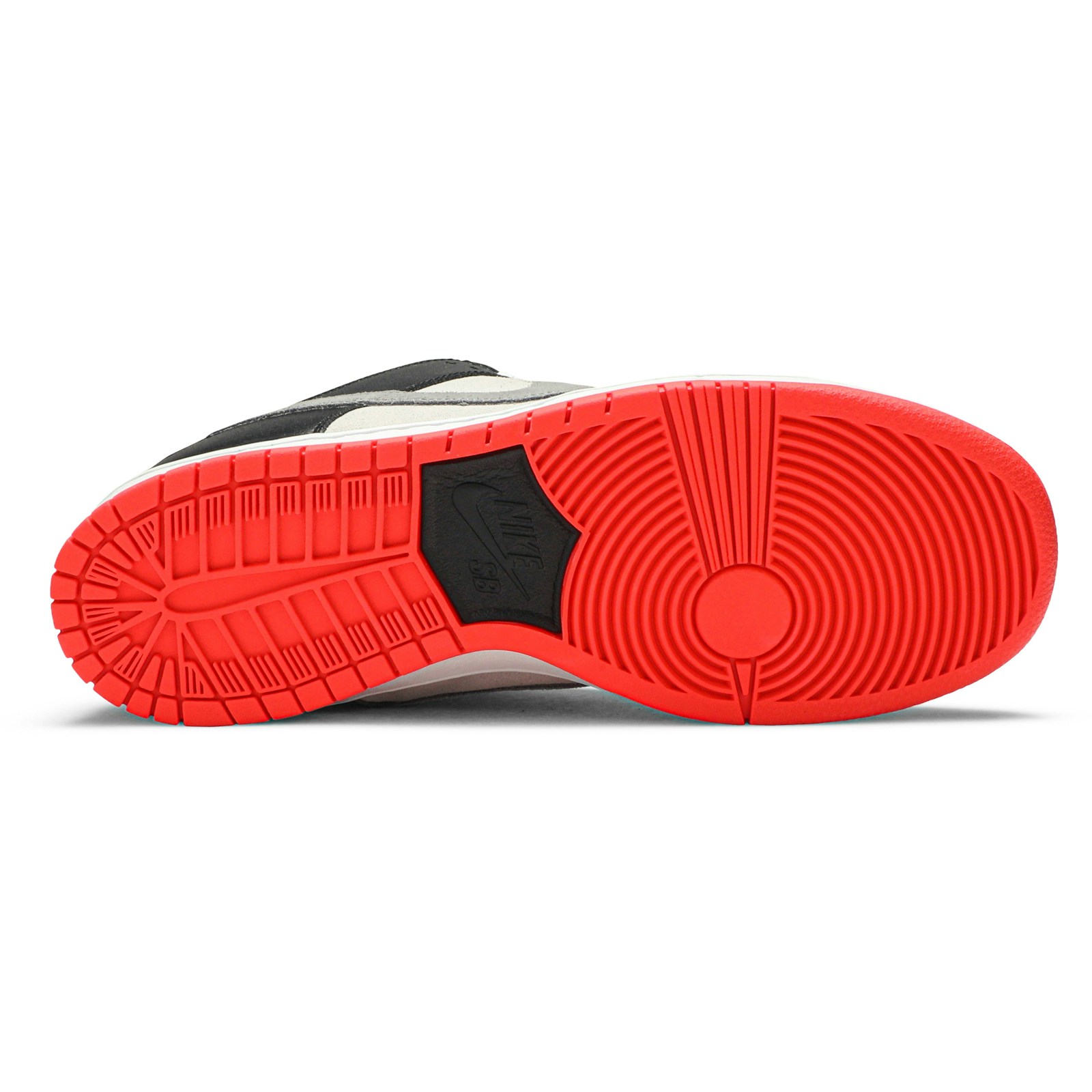 nike_sb_dunk_low__am90_infrared___also_worn_by_jay_3_2076.jpeg