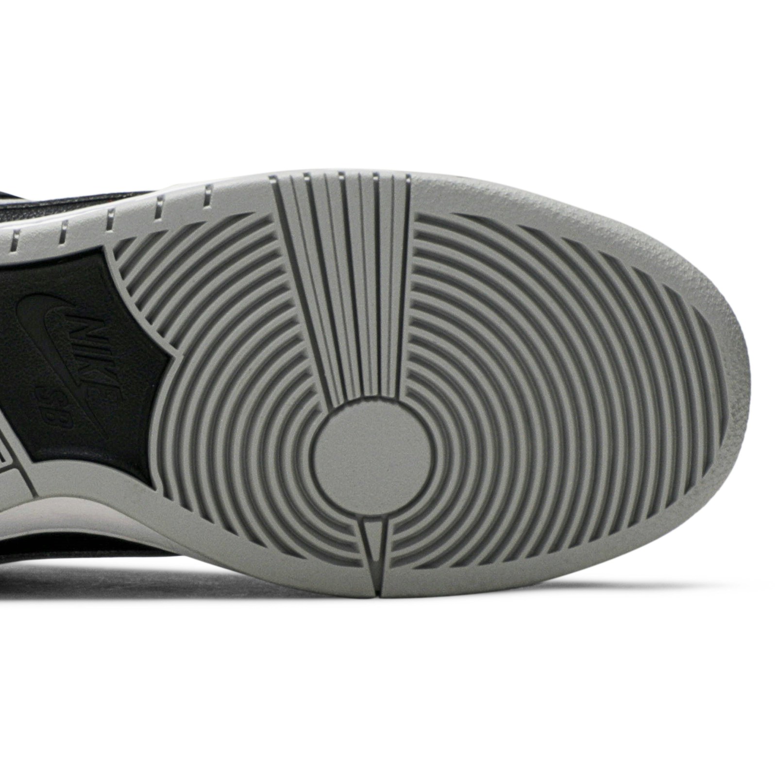 nike_sb_dunk_low__j_pack_shadow__bq6817_007_4_83101.jpeg