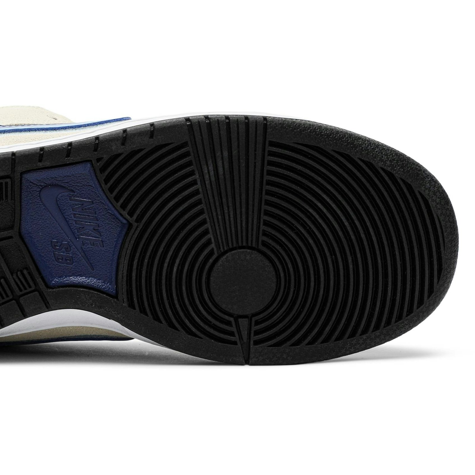 nike_sb_dunk_low__truck_it___also_worn_by_william__4_53493.jpeg