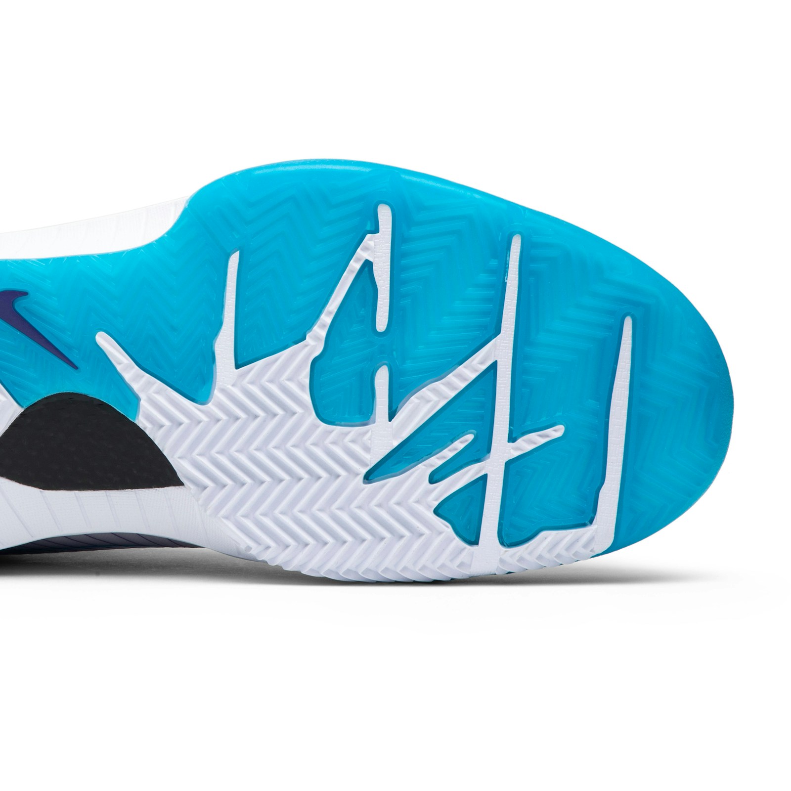 nike_zoom_kobe_4_protro__draft_day__av6339_100_4_41444.jpeg