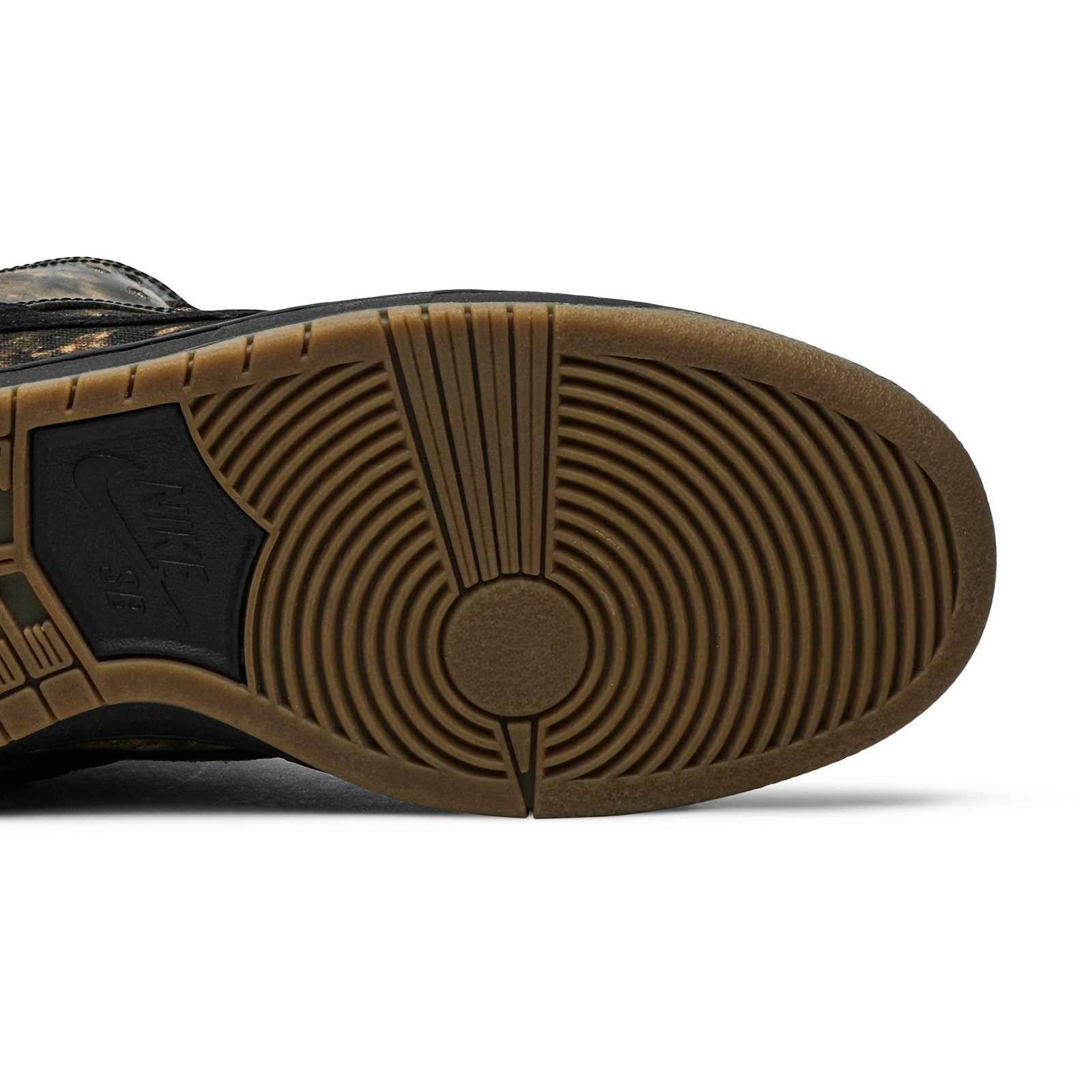 pushead_x_nike_sb_dunk_low_prm__pushead_2__536356__4_22541.jpeg