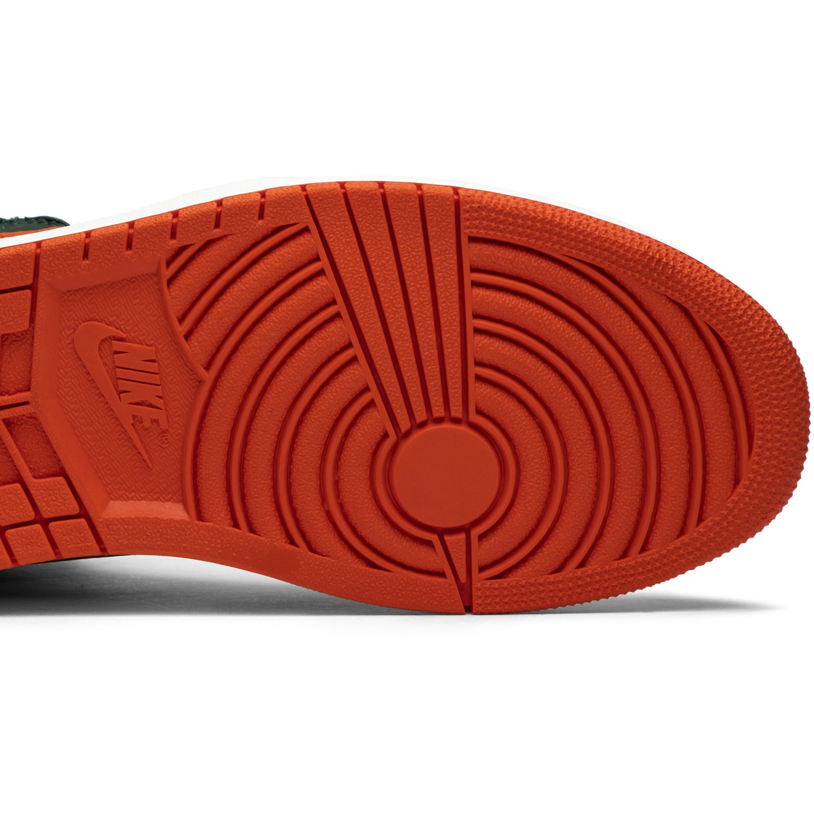 solefly_x_air_jordan_1_retro_high_og__art_basel_sa_4_82167.jpeg